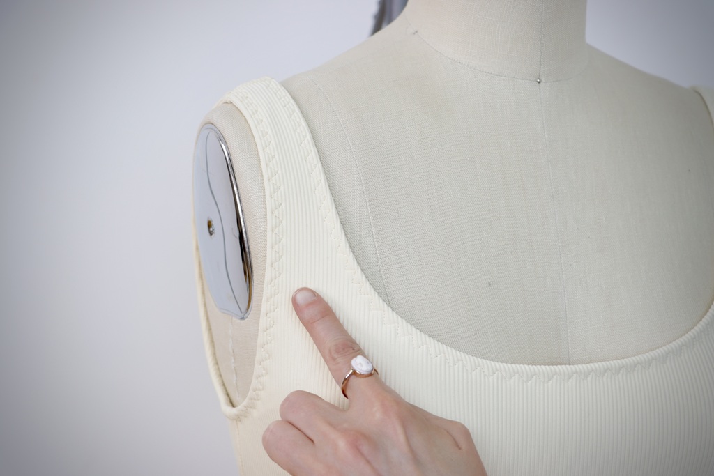 three-step zigzag stitch